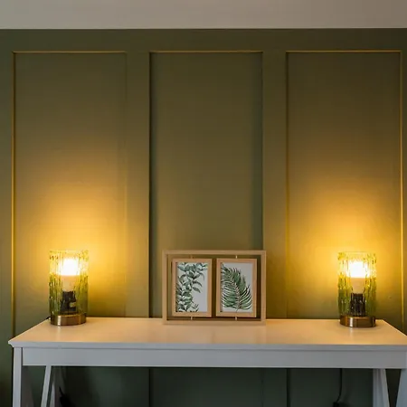 Roseberry Terrace By Horizon *