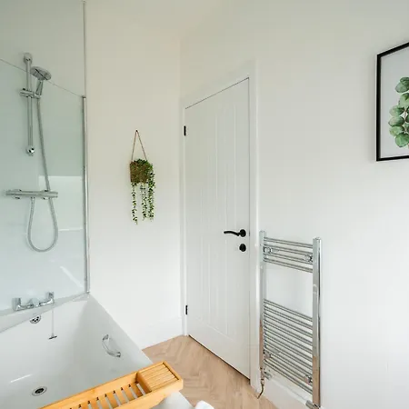 Roseberry Terrace By Horizon גרייט אייטון