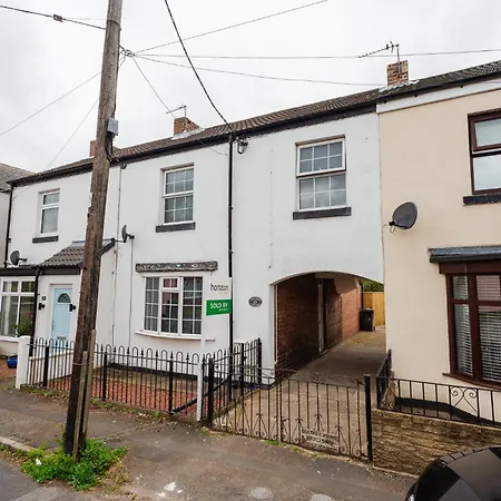 בית נופש Roseberry Terrace By Horizon