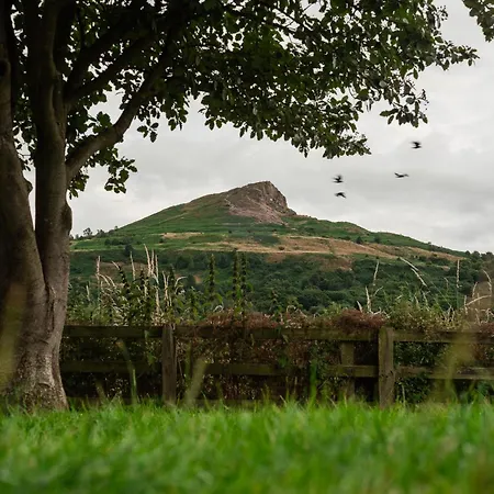 בית נופש Roseberry Terrace By Horizon