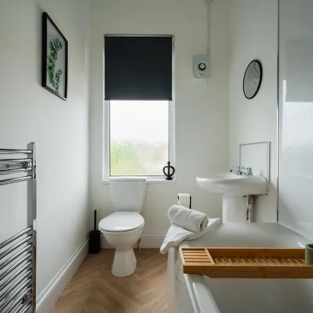 Roseberry Terrace By Horizon *