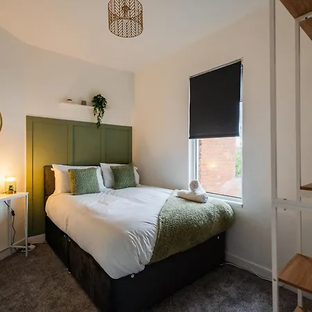 Roseberry Terrace By Horizon *